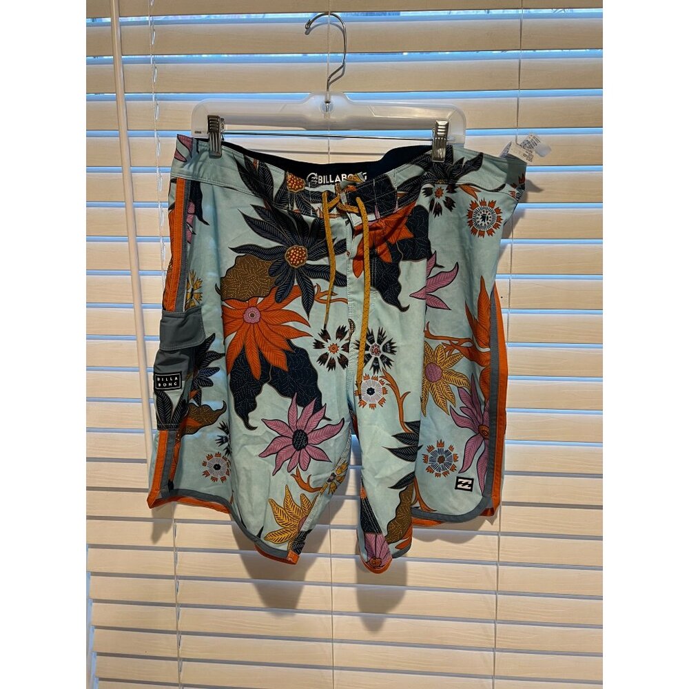 Billabong Mens Swim Shorts -‎ Size 40